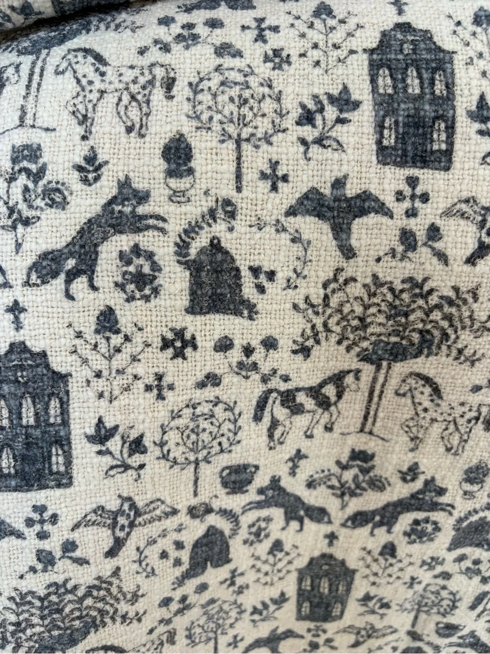 Cottagecore English Countryside Horse Throw Blanket Fringe Blue Cream 48” x 58”